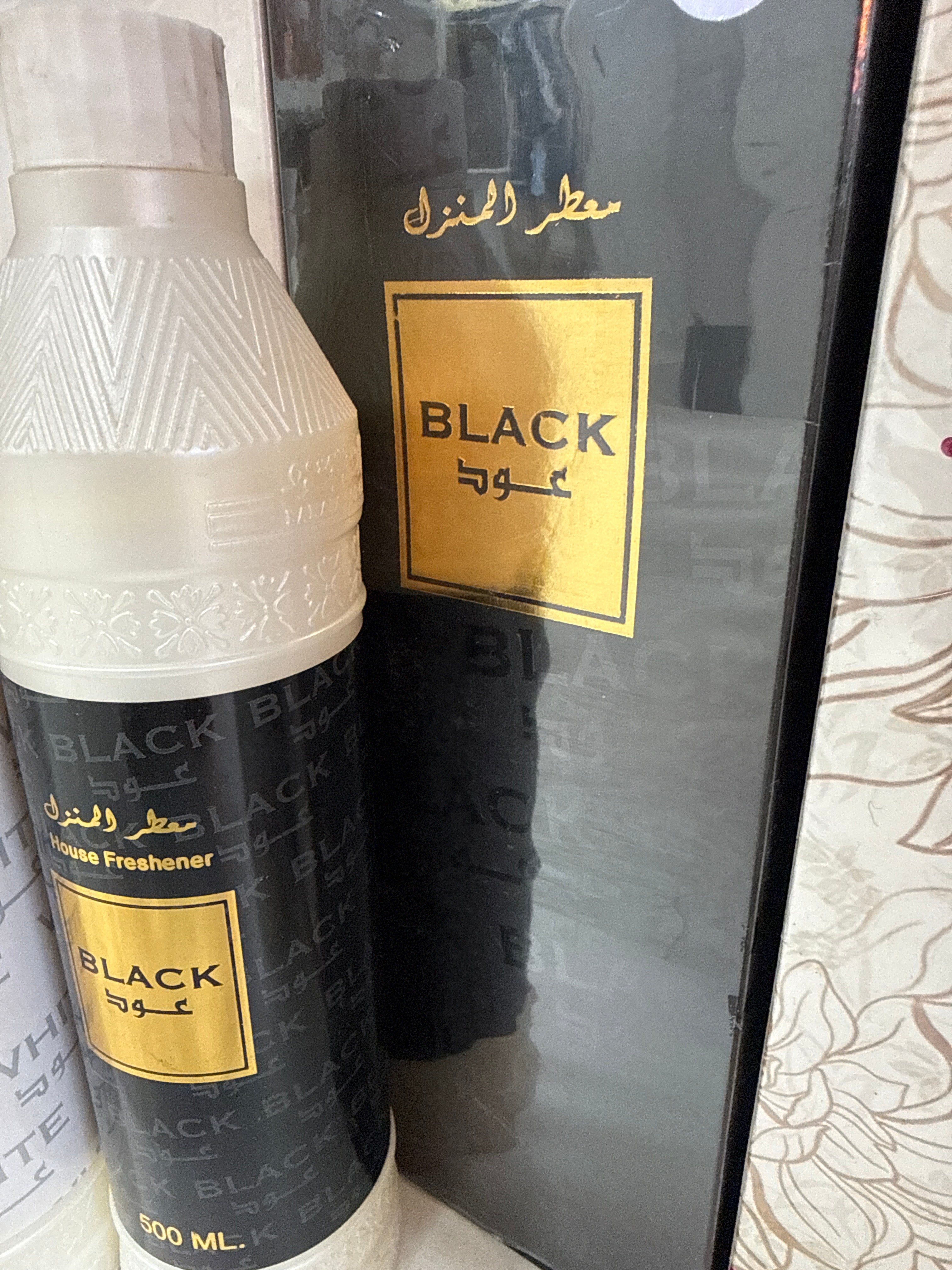 Black oud Air freshener