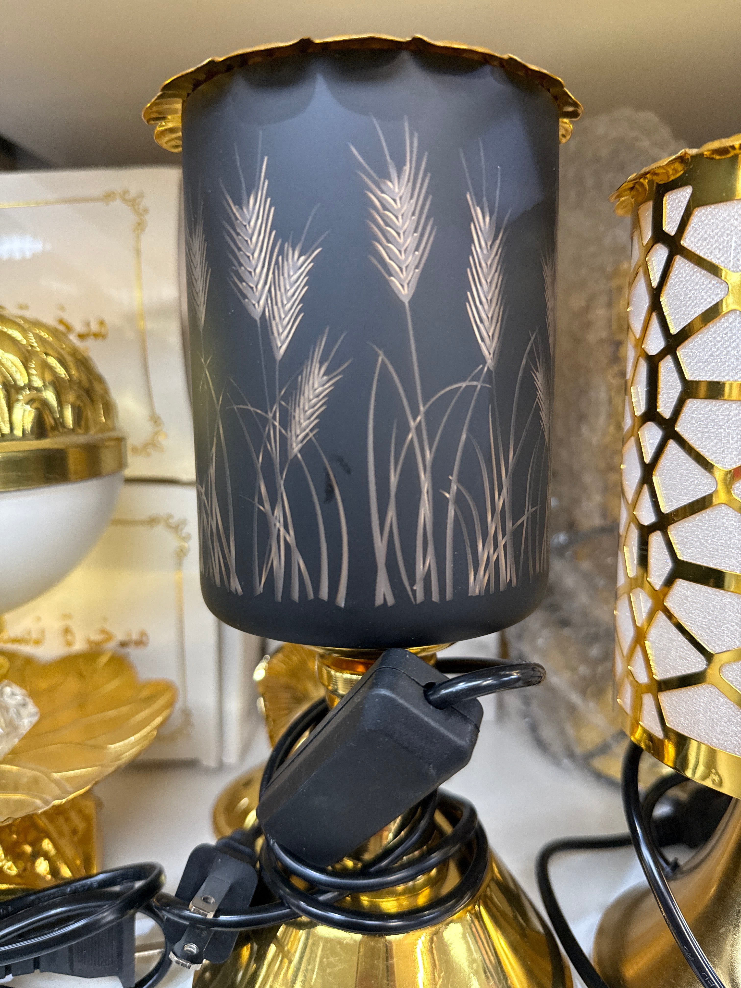542-1   Black fancy Incence burner