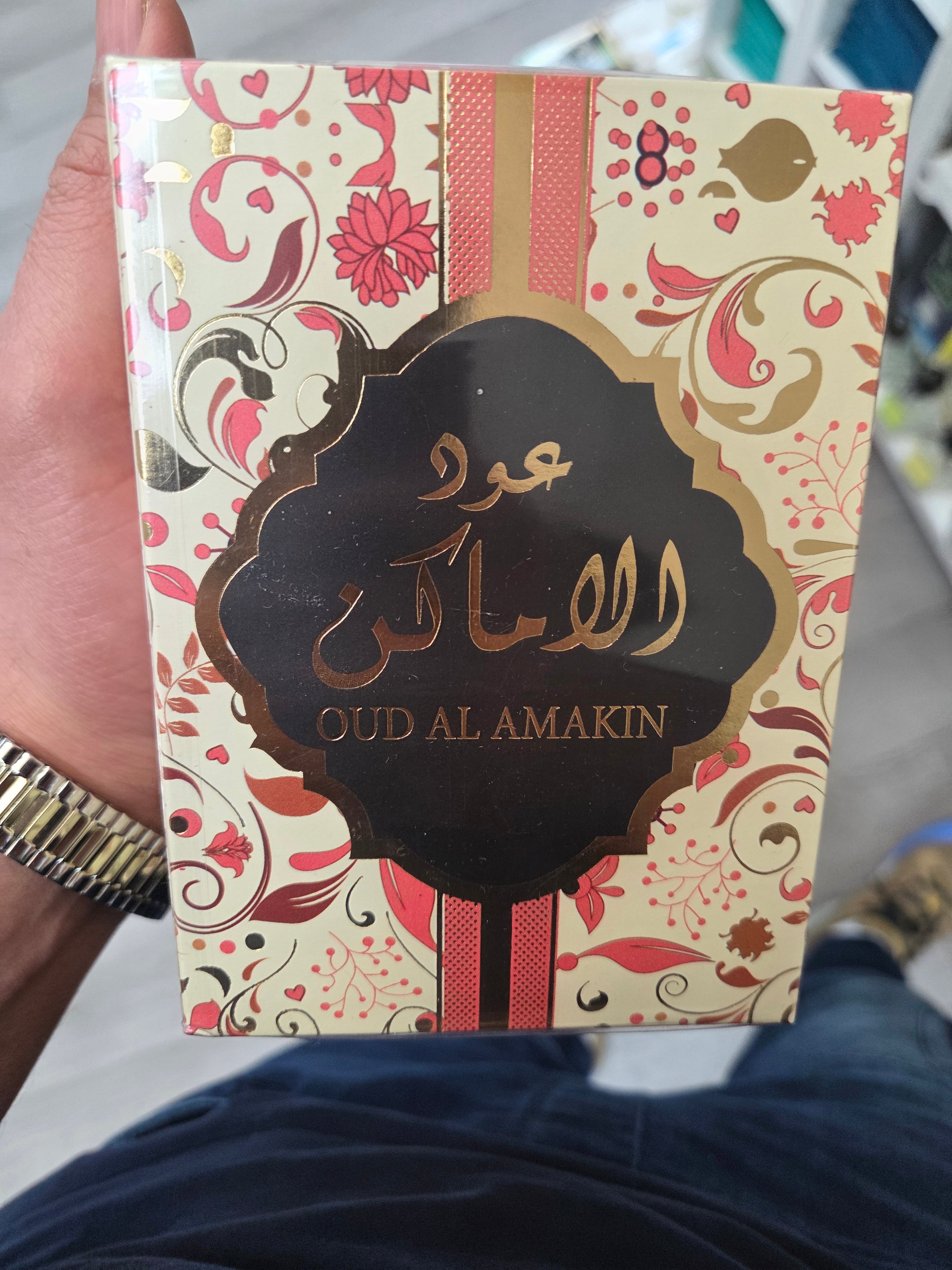 Ard zaafaran Bukhoor Oud al amakin