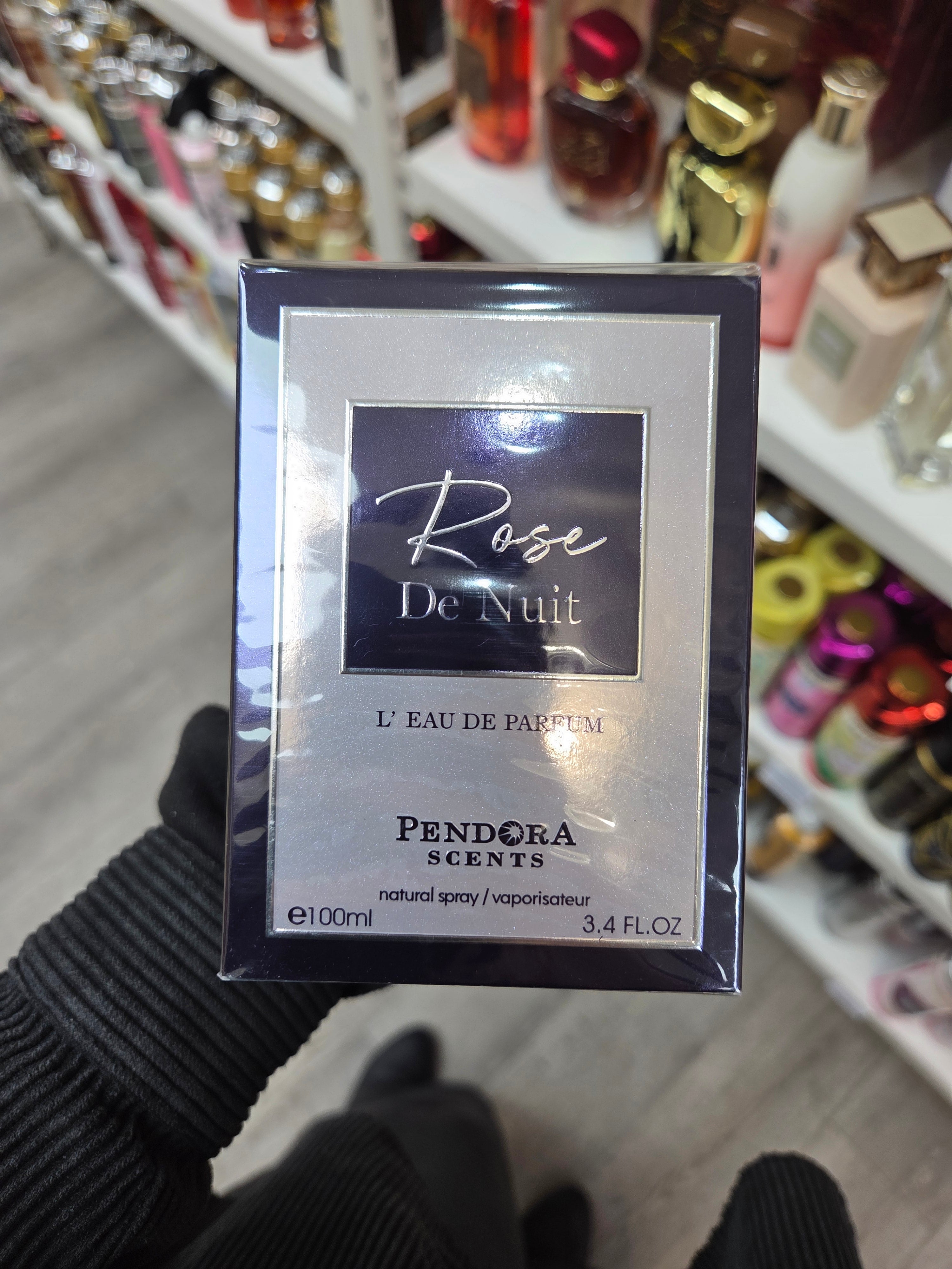 Rose de nuit perfume