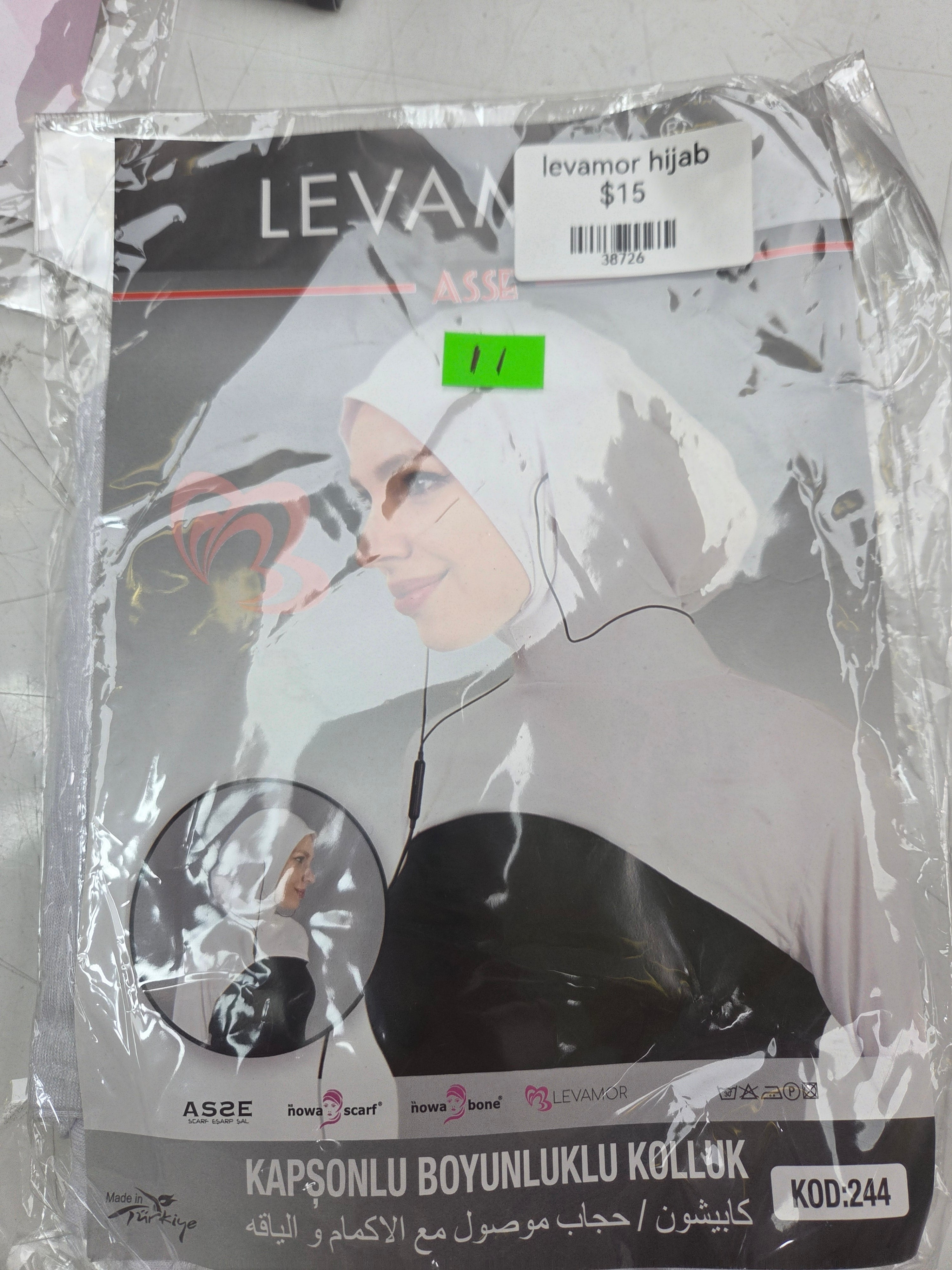 Levamor hijab
